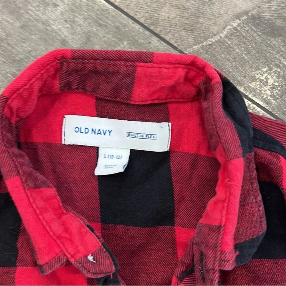 Old Navy flannel shirt size 10-11